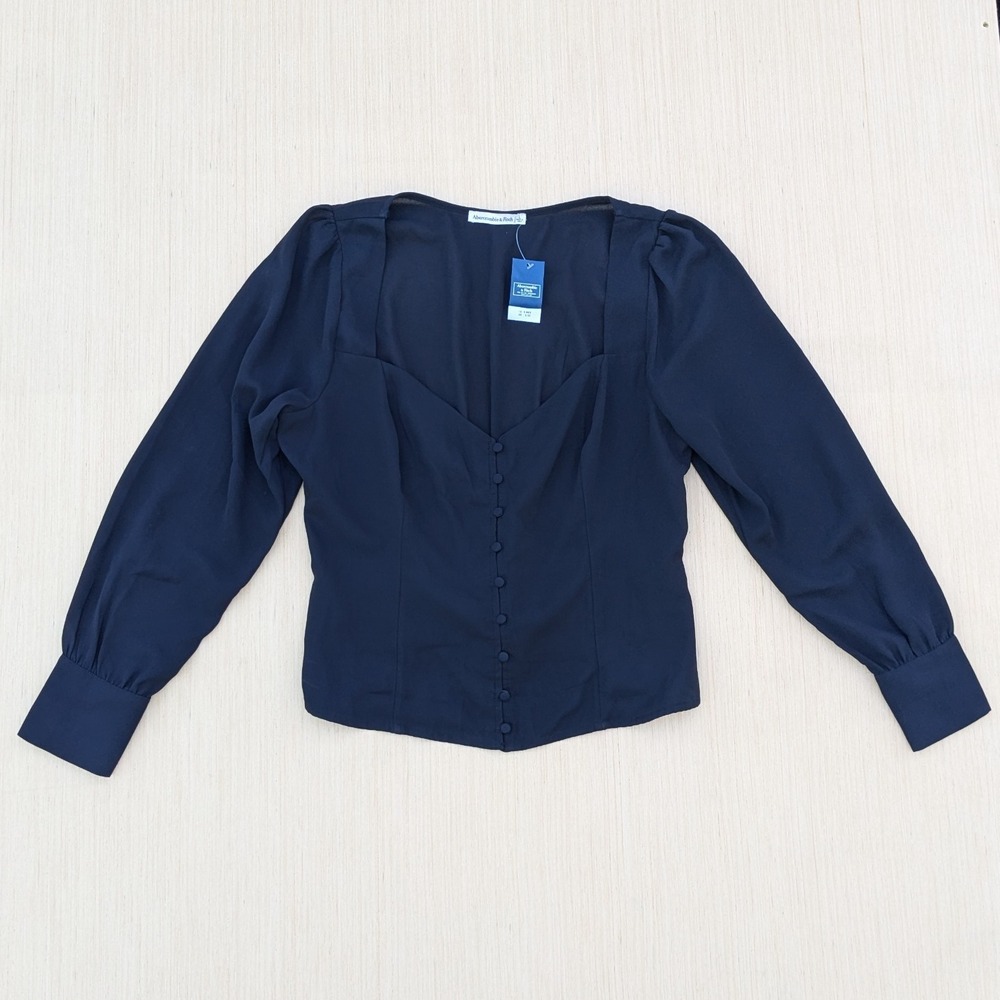 NWT Banana Republic Black Whimsygoth Puff Sleeve Sweetheart Blouse Women's Large
